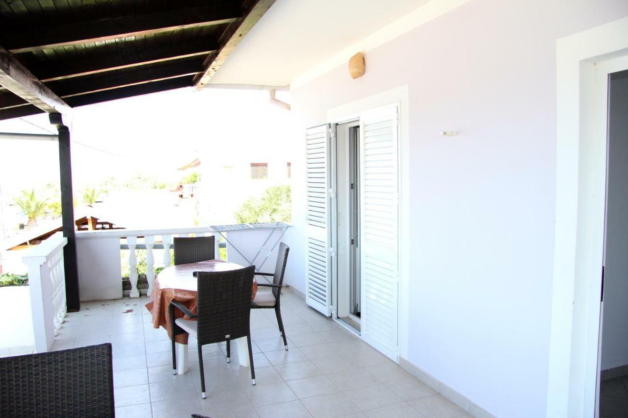 Apartmani Ana บาร์บินเย ภายนอก รูปภาพ
